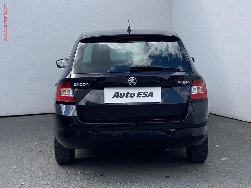 Škoda Fabia (2016) 1.2 TSi, Joy, DSG, navi - fotka 5 z 18