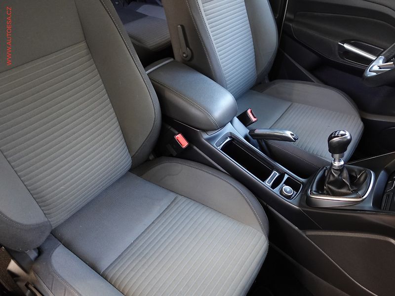Ford C-MAX (2018) 1.0 EB, Titanium - fotka 11 z 23