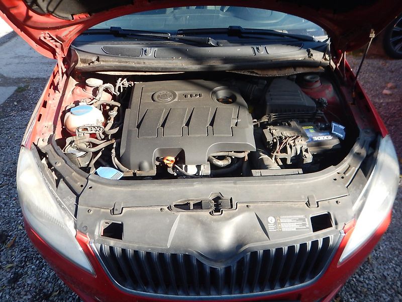 Škoda Fabia 1.6 TDI, KLIMA - fotka 25 z 29