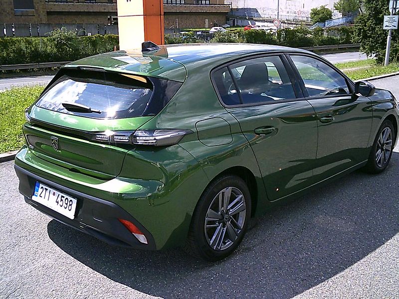 Peugeot 308 (2023) 1.2 KOUPENO ČR,1.MAJITEL - fotka 6 z 15