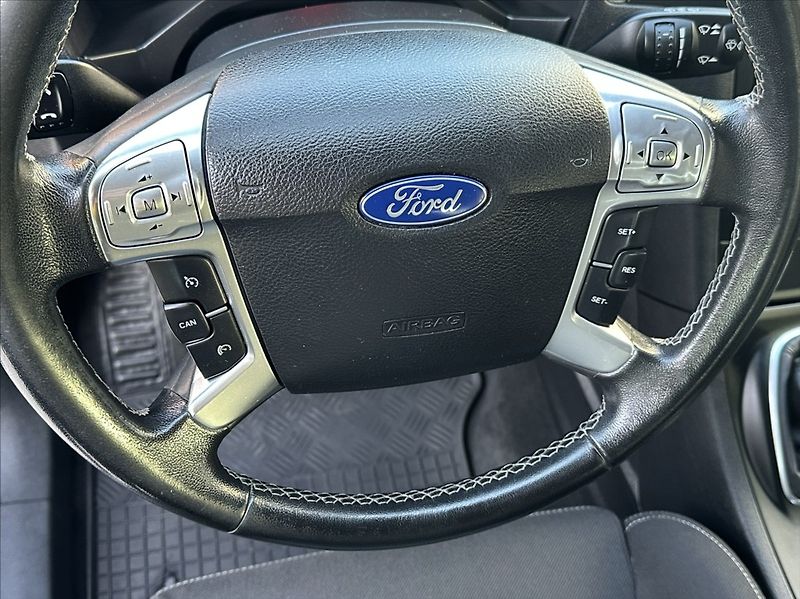 Ford S-MAX 2,0 TDCI 140PS  Trend - fotka 30 z 49