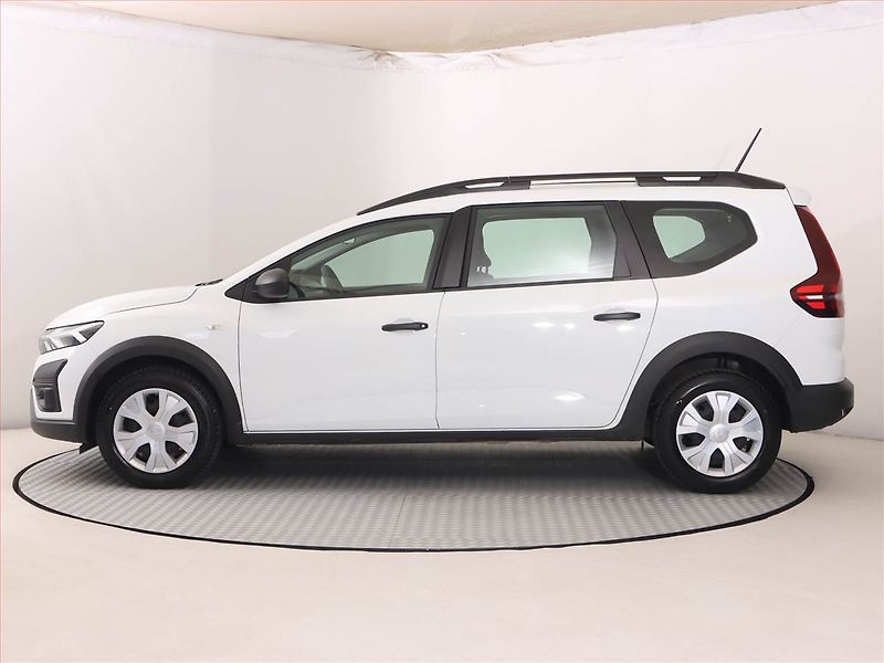 Dacia Jogger (2025) 1.0 TCe, 7 míst, Serv.kniha - fotka 3 z 18