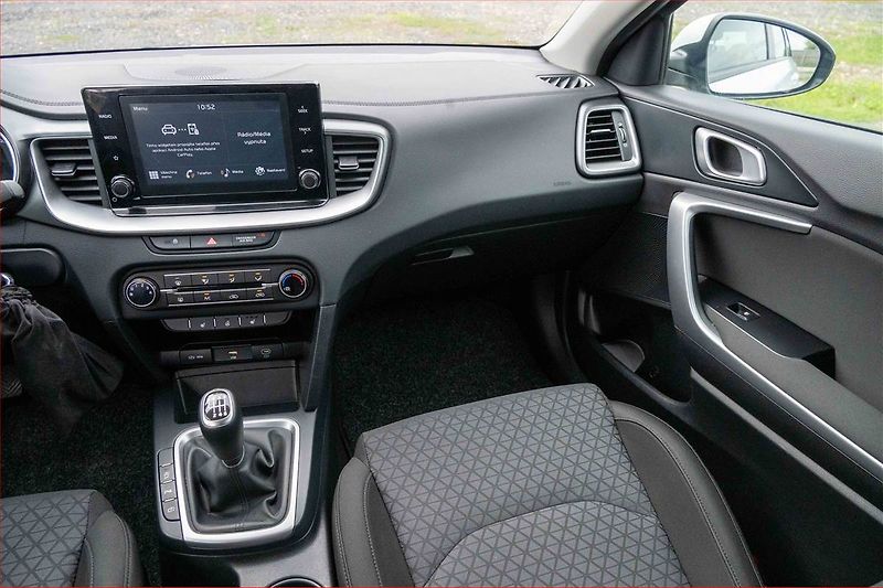Kia Ceed (2023) Spin 1.0 T-GDI, SPIN, DPH - fotka 8 z 15