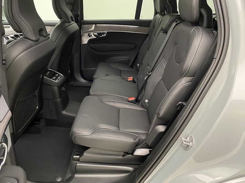 Volvo XC90 (2026) T8 AWD Plug-in BRIGHT PLUS 7m - fotka 6 z 73