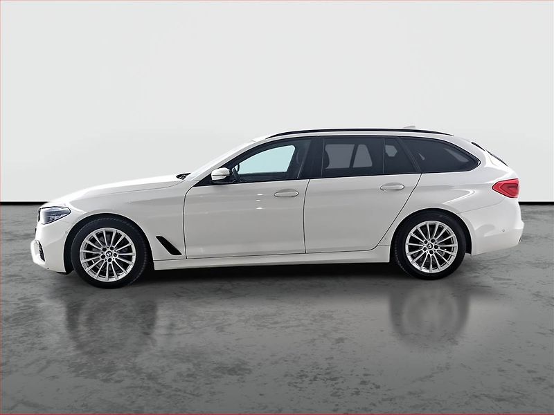 BMW Řada 5 (2019) M Sport 530d xDrive - fotka 3 z 23