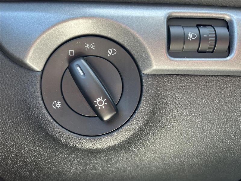 Škoda Yeti 1,2 TSi 81KW KLIMA 2x KOLA - fotka 23 z 37