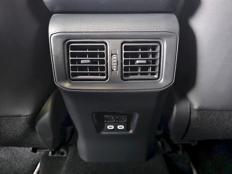 Toyota RAV4 (2025) 2.5HEV 222k 4x4 GR SPORT - fotka 28 z 31