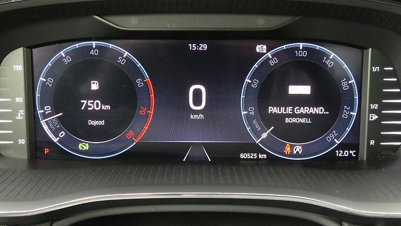 Škoda Octavia 1.5 TSI 110kW DSG Ambition - fotka 13 z 22