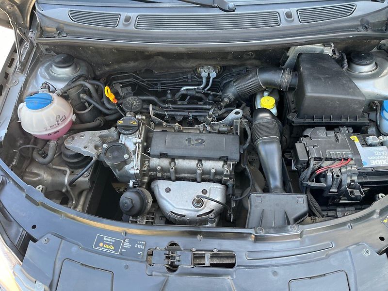 Škoda Fabia (2010) 1.2 i 70 Tis. Km - fotka 28 z 28