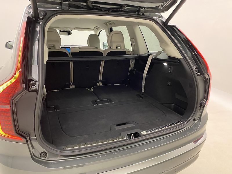 Volvo XC90 (2026) B5 AWD AUT BRIGHT PLUS 7míst - fotka 5 z 68