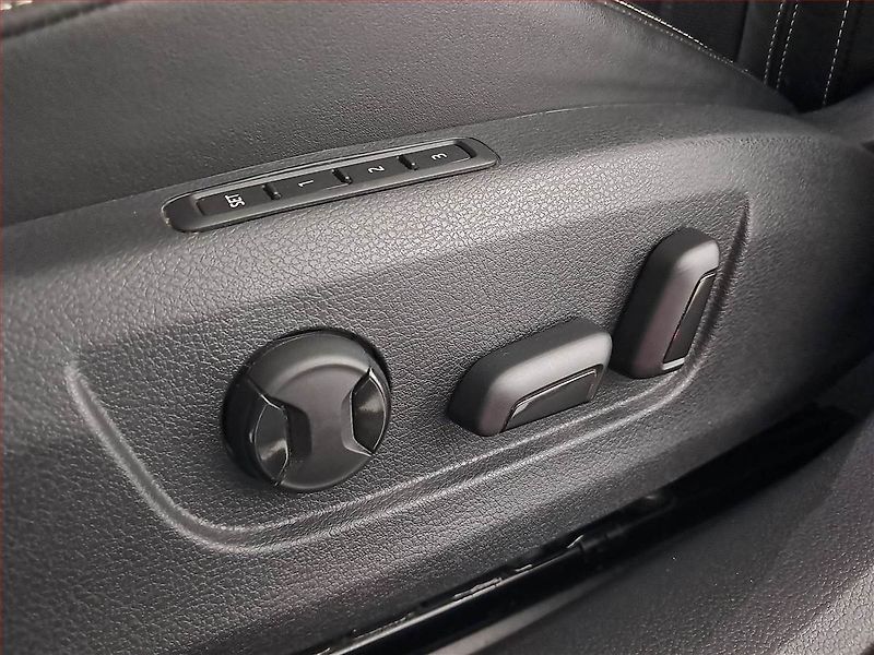 Škoda Superb (2020) Laurin&Klement 2.0 TDI - fotka 21 z 24