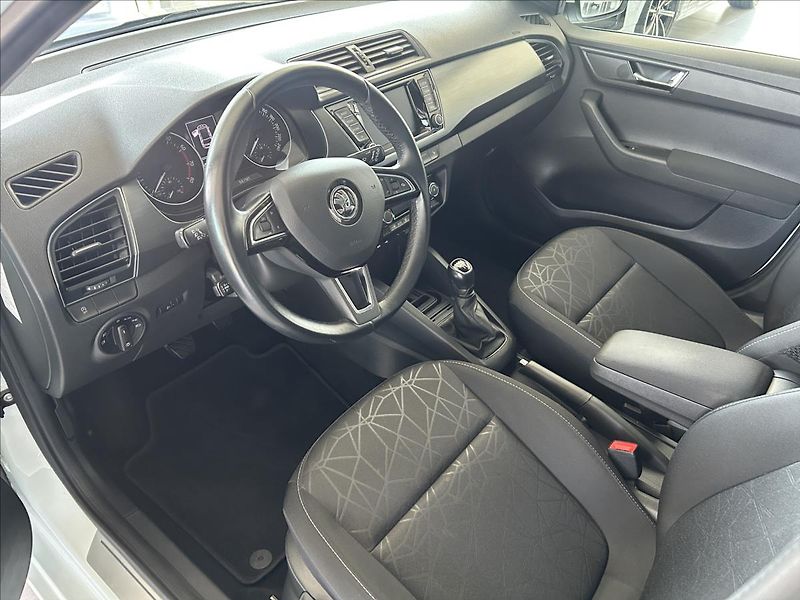 Škoda Fabia 1,0   TSI,CLEVER,SERVISKA,ACC - fotka 7 z 24