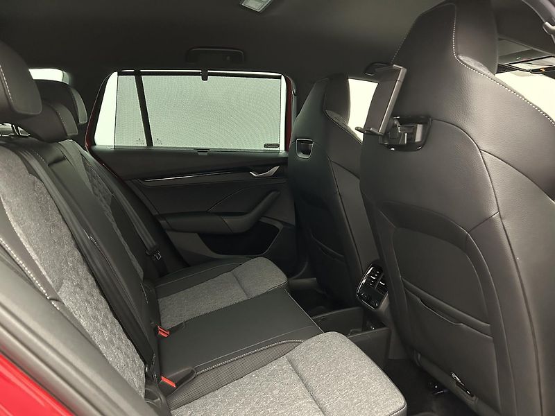 Škoda Octavia 1.5 TSI SportLine - fotka 22 z 28