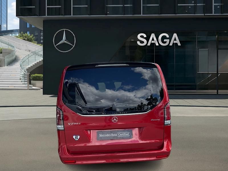 Mercedes-Benz Třídy V V-Třída 250D 4MATIC EXCLUSIVE - fotka 5 z 11