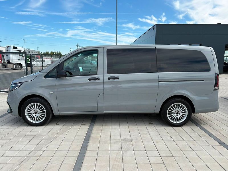 Mercedes-Benz Vito Tourer 116CDI Long 4Matic PRO - fotka 8 z 31