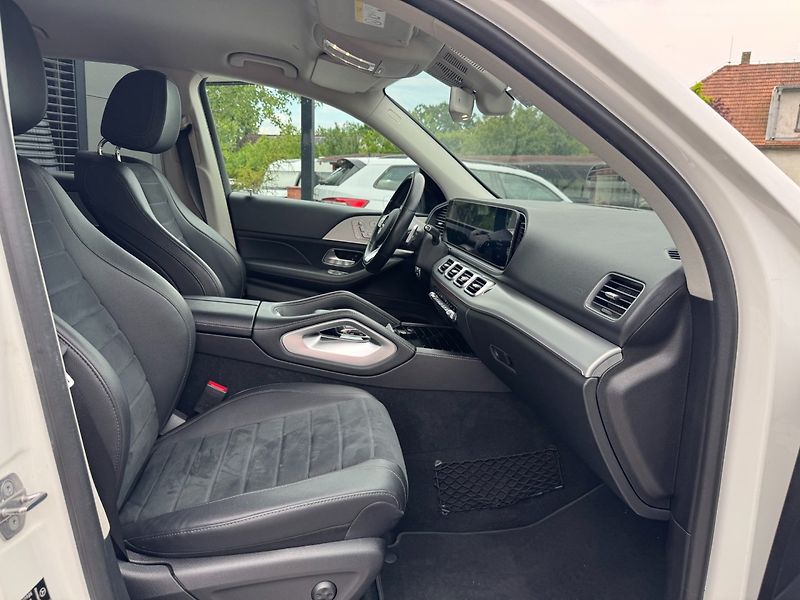 Mercedes-Benz GLE (2019) 350D AMG Line 4Matic - fotka 26 z 30
