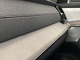 Volvo XC90 (2026) B5 AWD AUT BRIGHT ULTRA 7míst - náhled 42