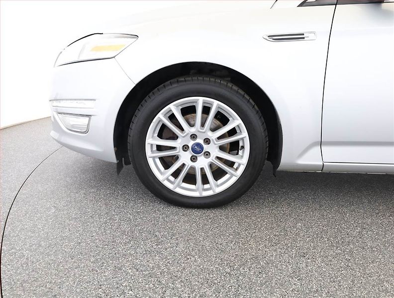 Ford Mondeo (2011) Titanium 2.0 TDCi, nová STK - fotka 17 z 17