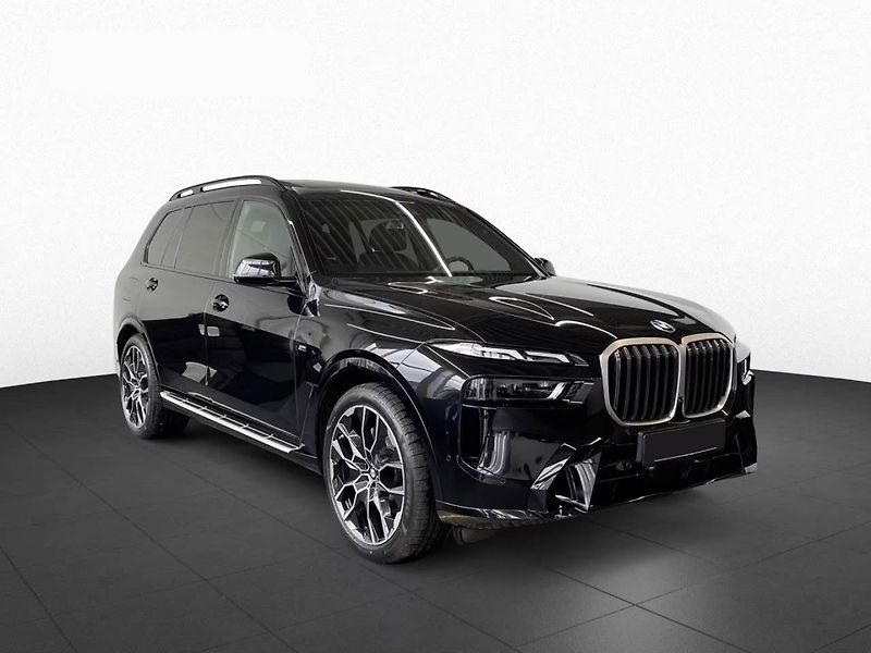 BMW X7 xDrive40i M-Sport ExDrive SkyL - fotka 2 z 16