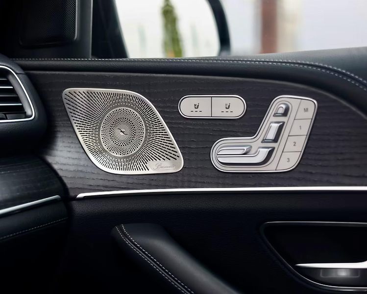 Mercedes-Benz GLE (2023) 580 mHEV 4MATIC - fotka 35 z 40