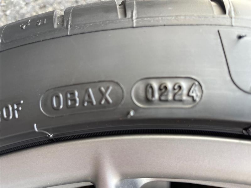 Porsche Cayman 3,4 S 981 manuál Top stav! - fotka 31 z 33
