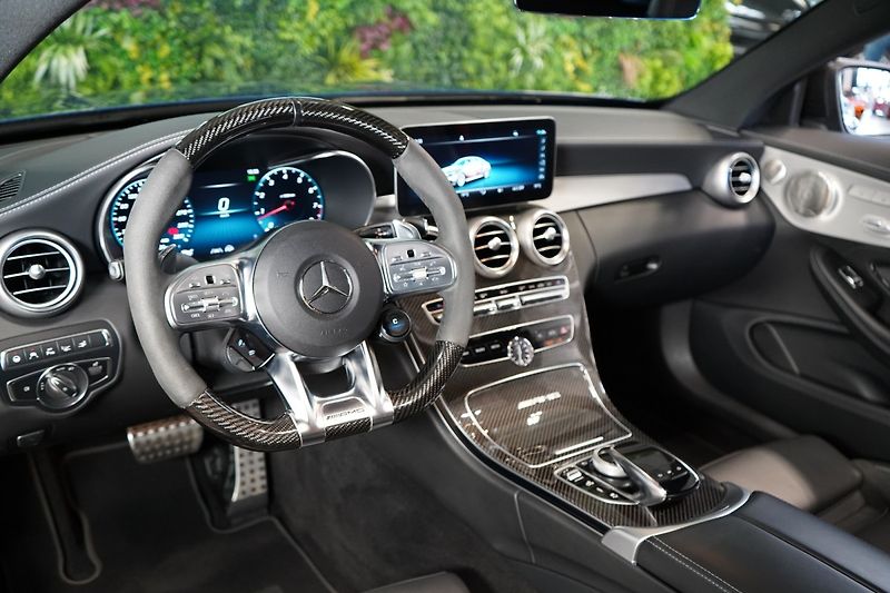 Mercedes-Benz Třídy C (2022) 63s*AMG*CERAMIC*HUD*CARBON*360 - fotka 14 z 44