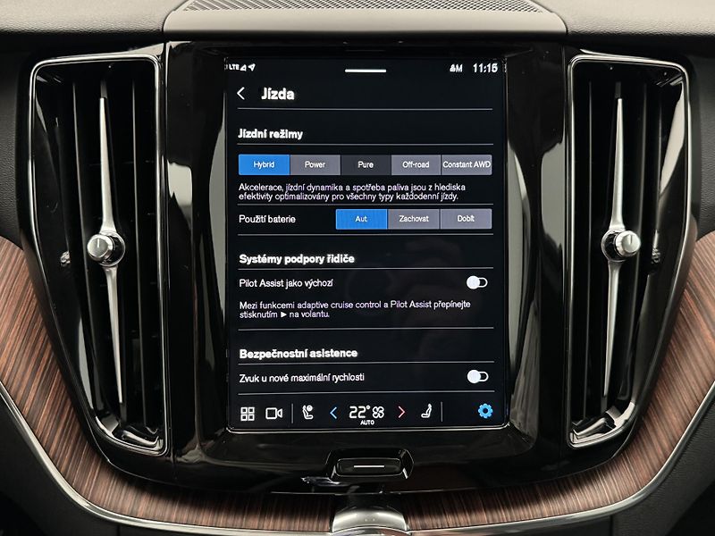 Volvo XC60 T8 AWD RECHARGE BRIGHT PLUS  - fotka 38 z 48