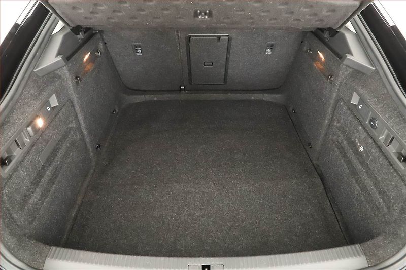 Škoda Superb (2015) Style 2.0 TDI, Automat - fotka 11 z 17