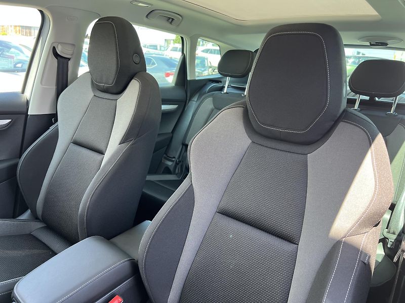 Škoda Karoq Style Plus 2.0TDi 85kw DSG ALU - fotka 10 z 49