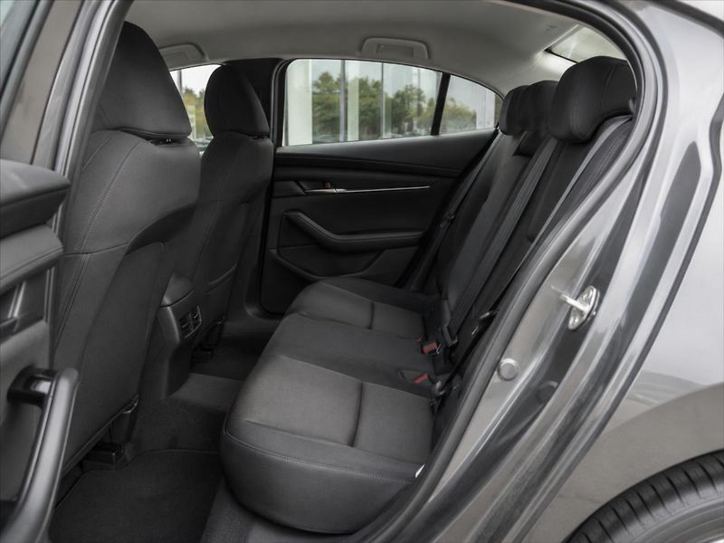 Mazda 3 (2026) 2,5 L G 140PS SDN 6AT FWD CENT - fotka 8 z 8