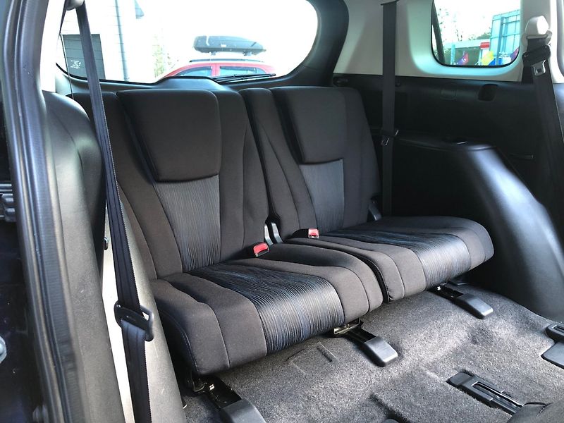 Mazda 5 (2011) 1.6 MZR-CD, 7míst - fotka 15 z 31