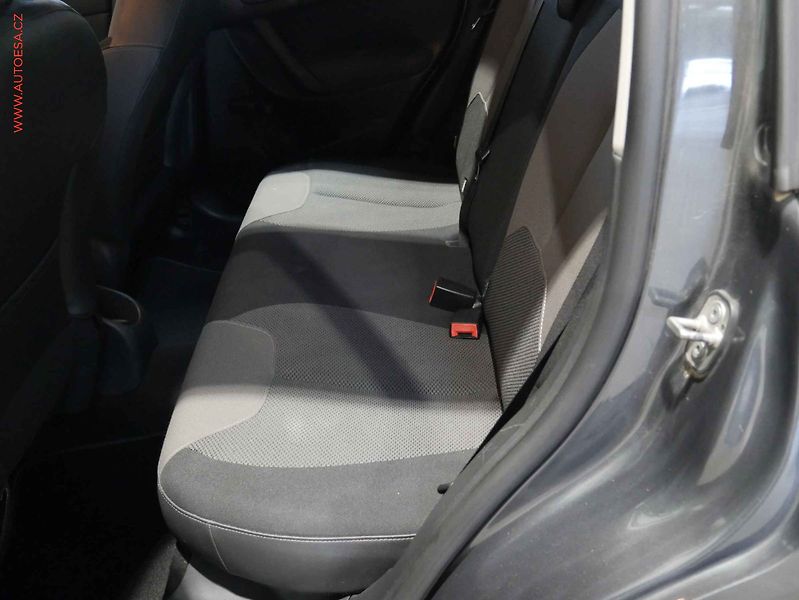Citroën C3 (2015) 1.2 PT, AT - fotka 10 z 16