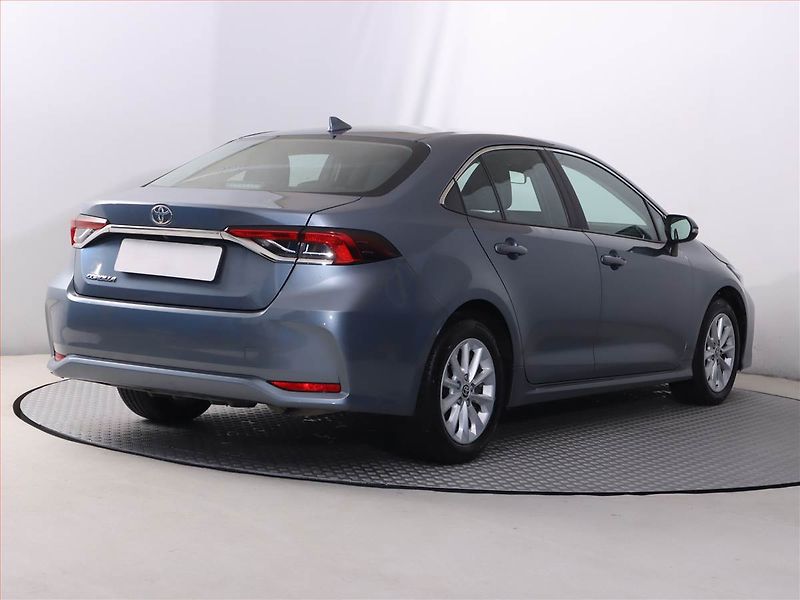 Toyota Corolla (2022) 1.5 VVT-i, Serv.kniha - fotka 5 z 19