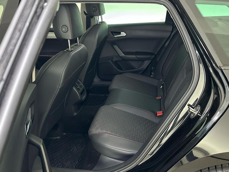 Seat Leon FR DSG,1maj,ČR - fotka 8 z 27