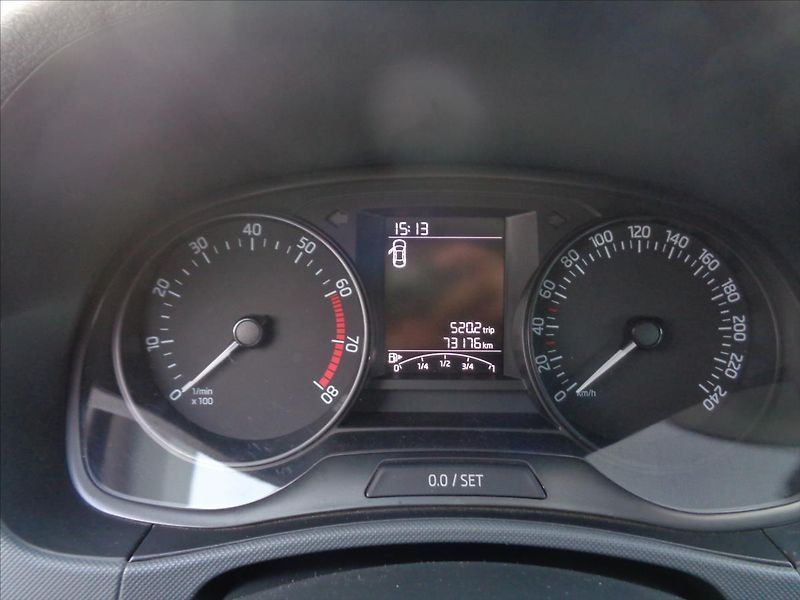 Škoda Fabia 1,0 - fotka 5 z 22
