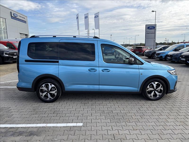 Ford Tourneo Connect 2,0 EcoBlue Active L2 Aut. - fotka 6 z 52