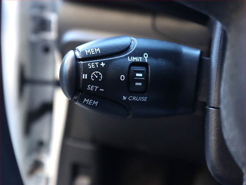 Citroën C3 (2018) 1.2 VTi, Tempomat - fotka 20 z 20