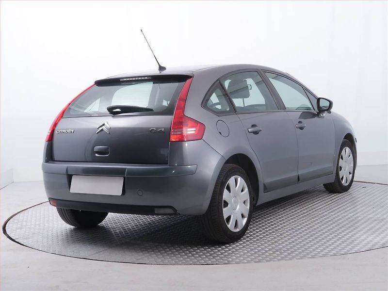 Citroën C4 (2010) 1.4 16V, po STK, levný provoz - fotka 5 z 15