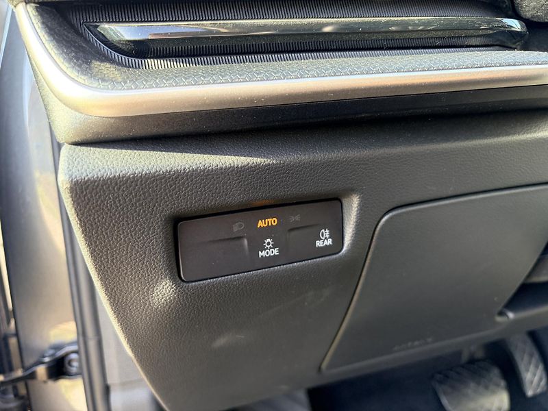 Škoda Superb SELECTION 2.0TDI 110KW DSG LED - fotka 22 z 68