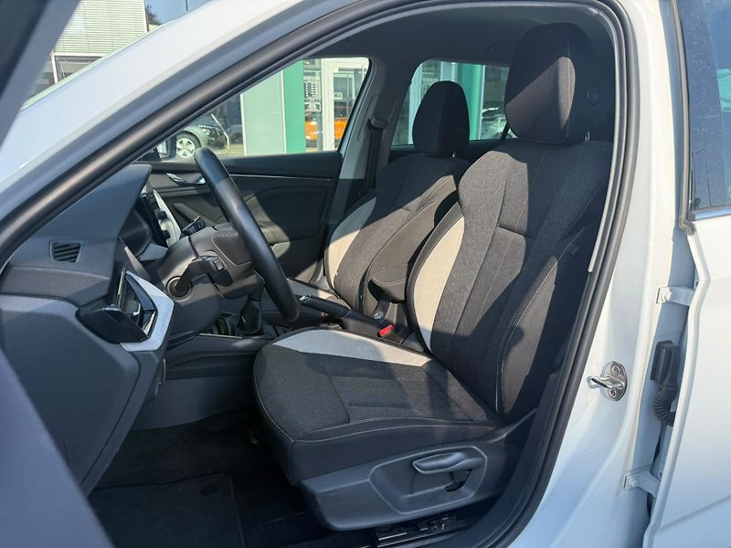 Škoda Kamiq Top Selection 1.0 TSI 85kw - fotka 8 z 25