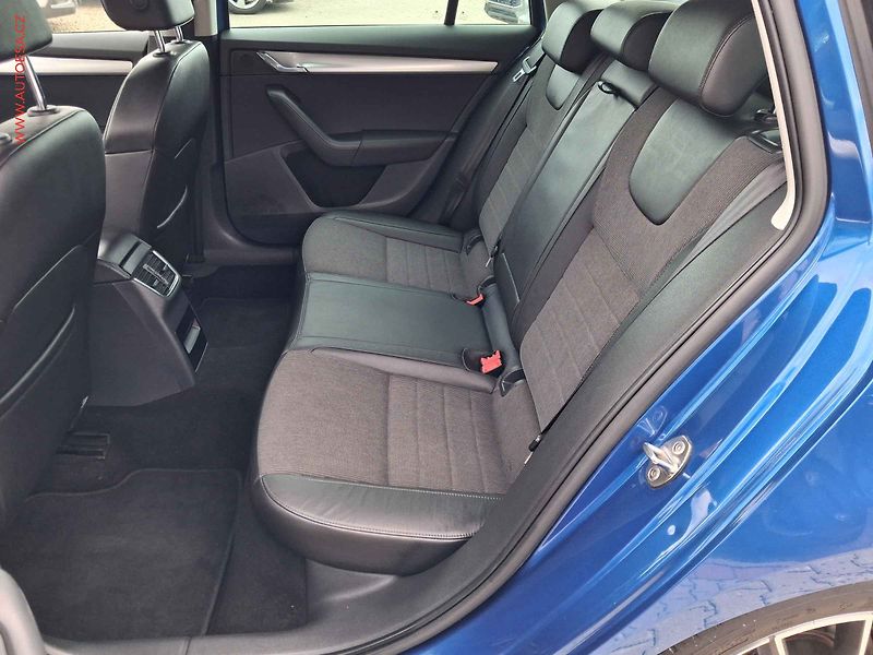 Škoda Octavia (2014) 1.6 TDi, Elegance, TZ - fotka 10 z 16