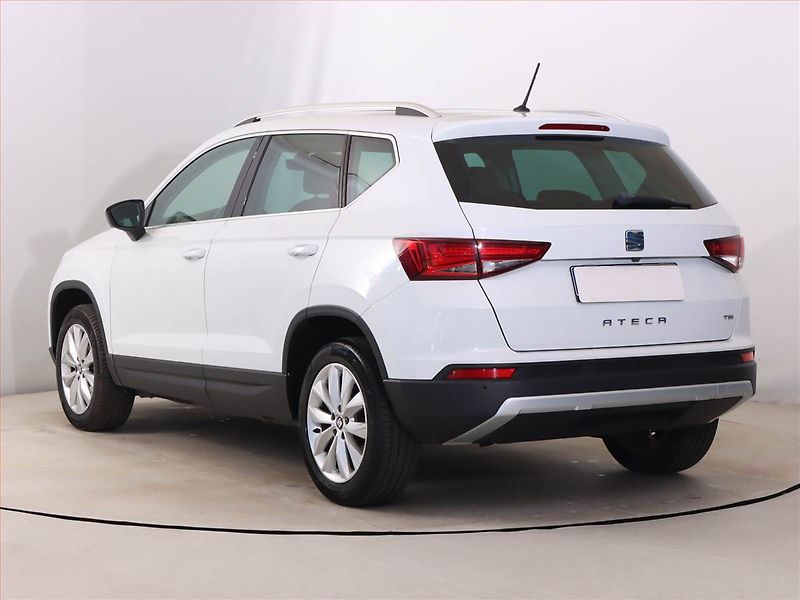 Seat Ateca (2016) 1.4 TSI, Automat, Serv.kniha - fotka 4 z 21