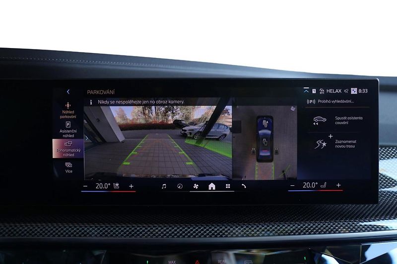 BMW Řada 7 750e xDrive - fotka 12 z 36