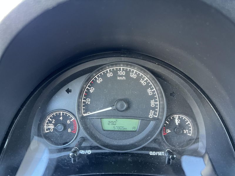 Škoda Citigo 1.0MPi 44kw ABS ASR KLIMA - fotka 15 z 36