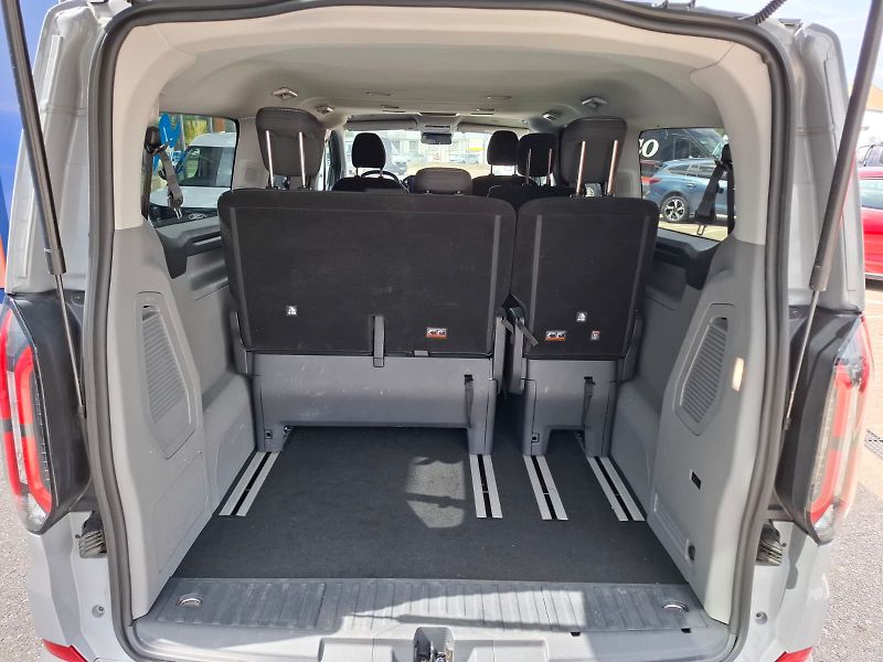 Ford Tourneo Custom Titanium L2, Tourneo, 2.0 EcoB - fotka 15 z 15