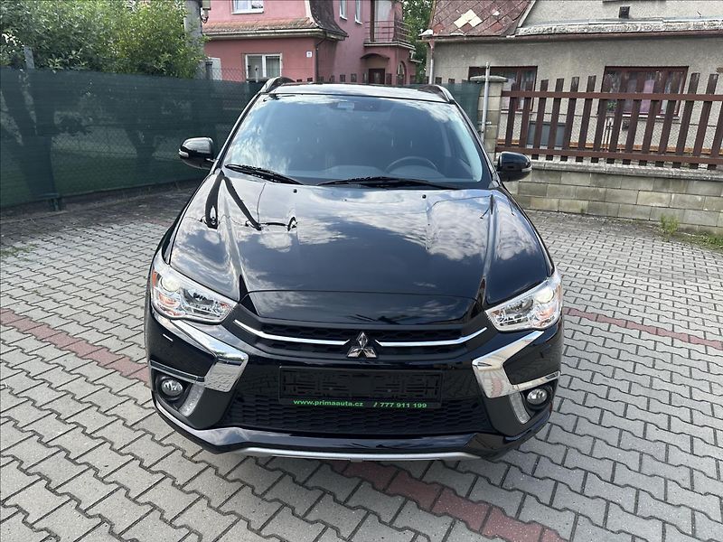 Mitsubishi ASX 1,6 EDITION 100+ TOP - fotka 10 z 27