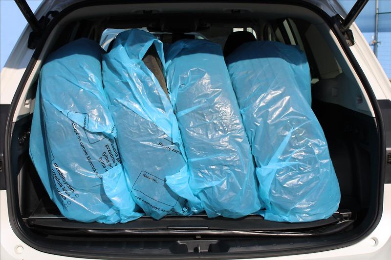 Subaru Forester 2,0 i  1.MAJ,4X4,A/T,ZÁRUKA - fotka 34 z 42