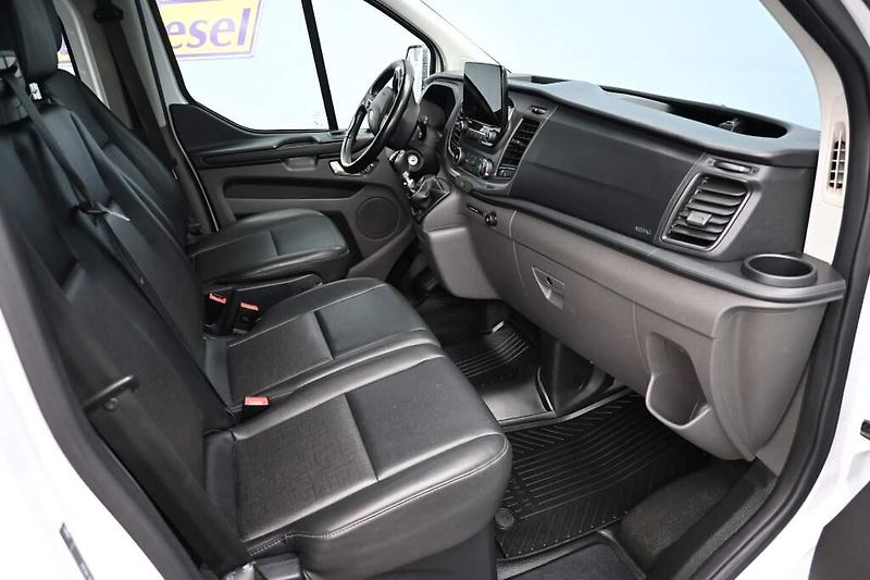 Ford Transit Custom (2020) 2.0 320 L2H1 9 Míst Klima ACC - fotka 9 z 26
