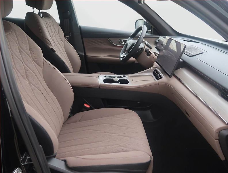 Chery Tiggo 8 (2026) 1.5T PHEV, UNIQUE - fotka 9 z 19