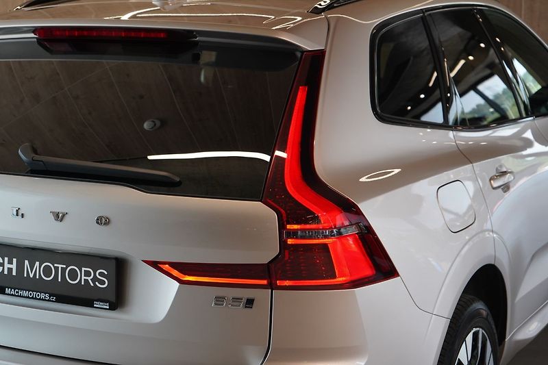 Volvo XC60 B5 PLUS Dark, Harman, 360° - fotka 9 z 42